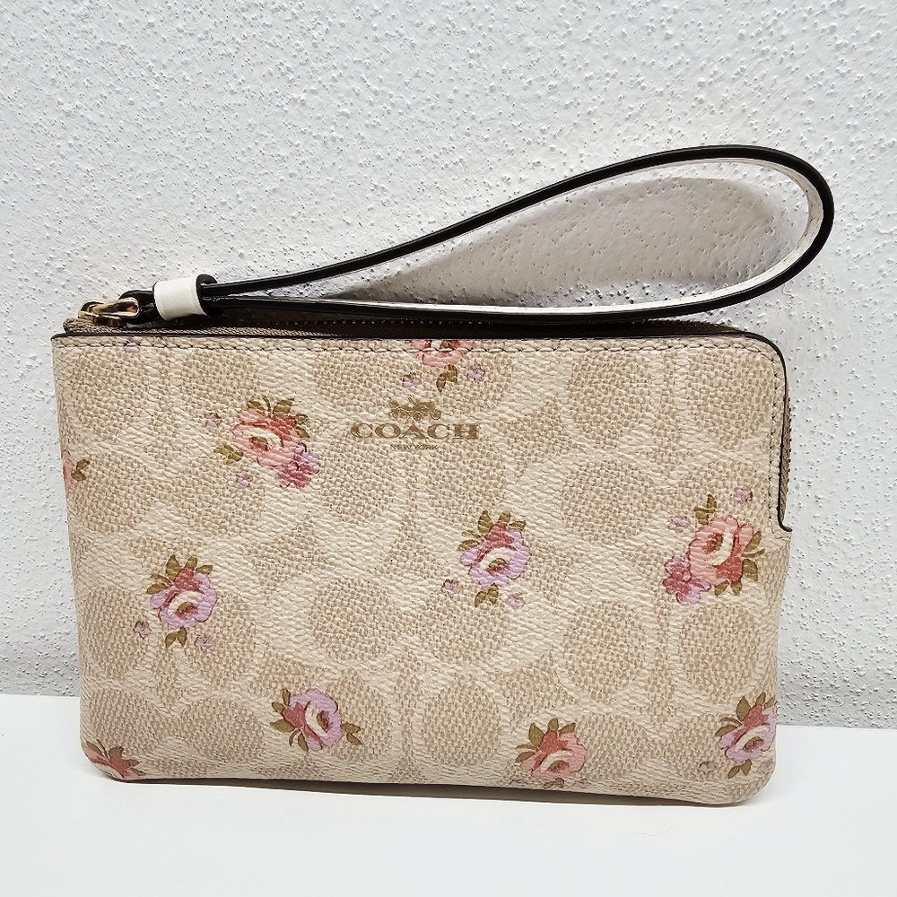 Coach Corner Zip Wristlet In Signature Canvas With Floral Print
